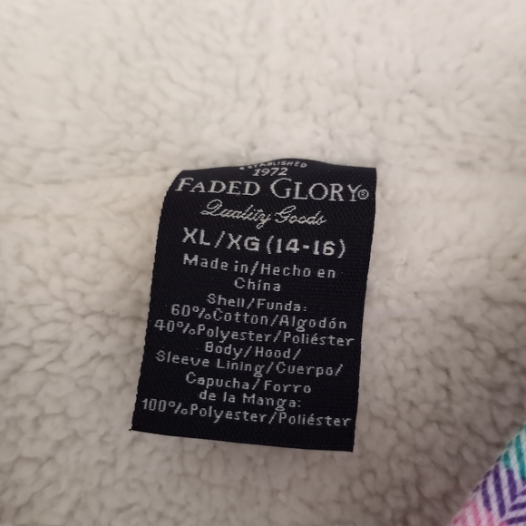 Girls Sherpa Lined Plaid Hoodie - Picture 9 of 10